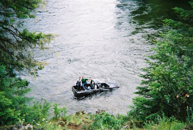 hrozny denpotopene auto