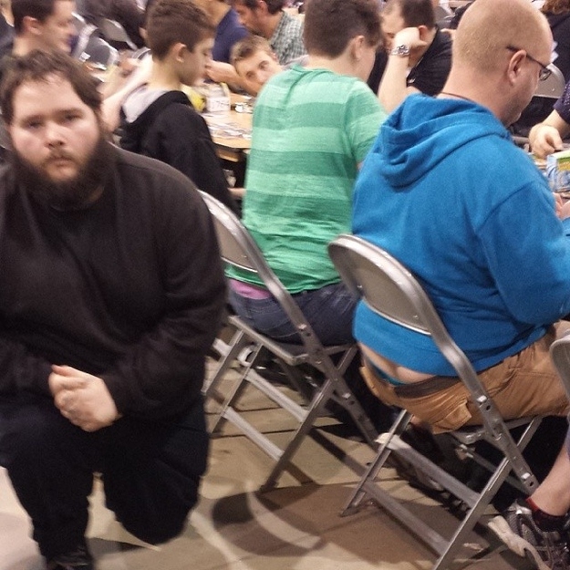 modry sveter