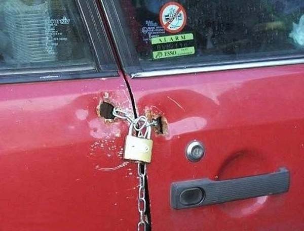 zamok auto