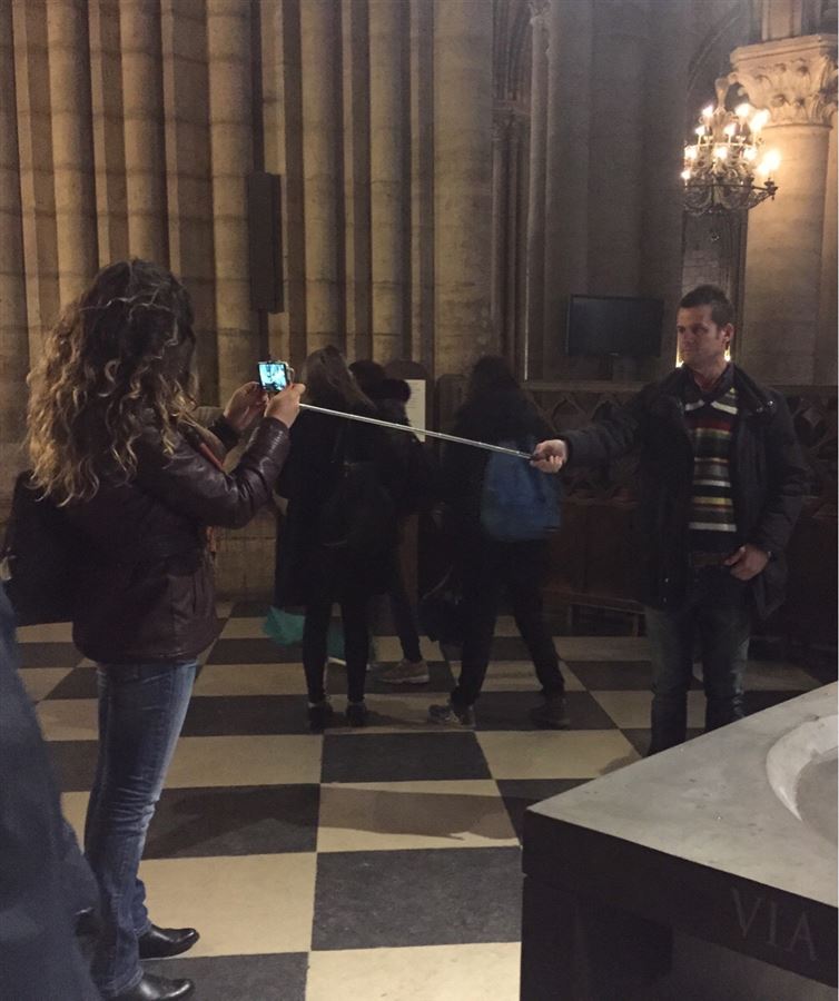 selfie stick