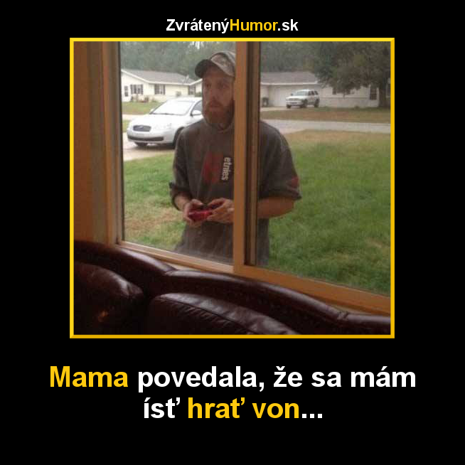 za oknom