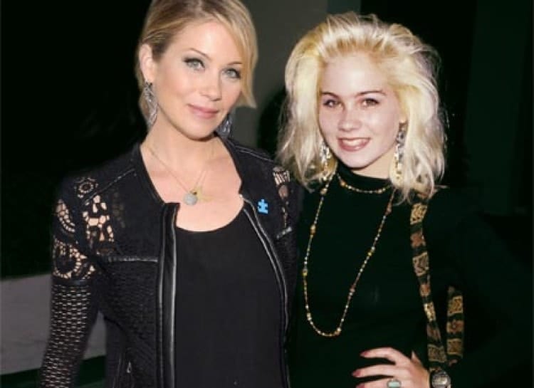 14 Christina Applegate