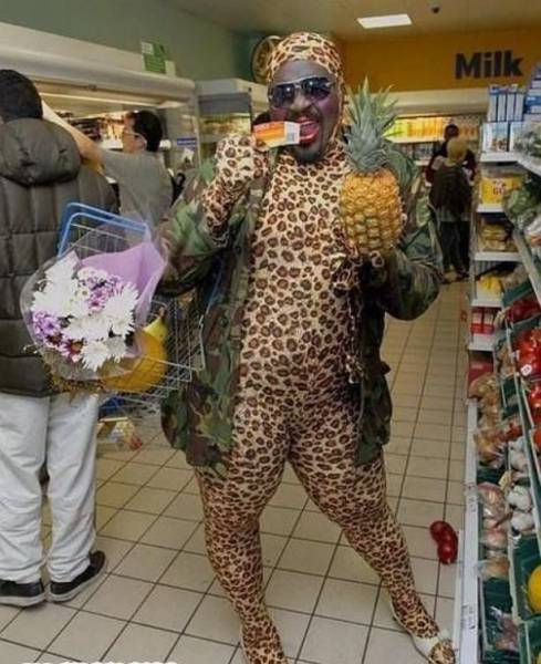fall_fashion_fails_that_are_almost_too_shocking_for_words_640_13