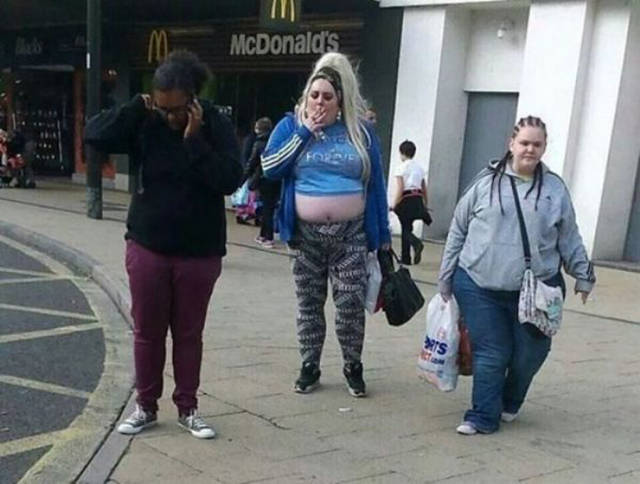 fall_fashion_fails_that_are_almost_too_shocking_for_words_640_18