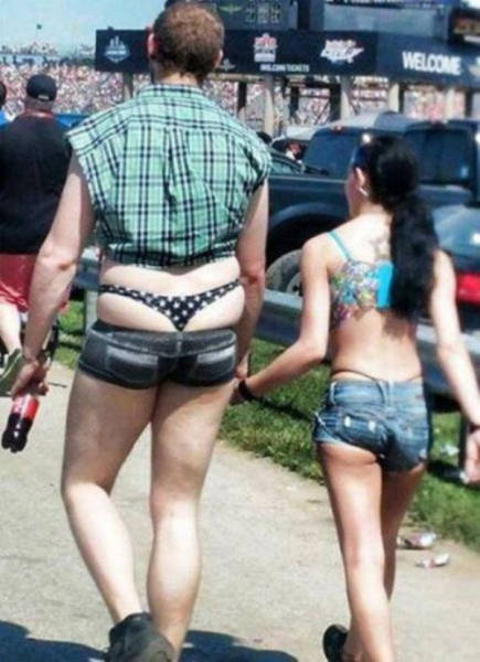fall_fashion_fails_that_are_almost_too_shocking_for_words_640_22