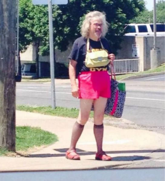 fall_fashion_fails_that_are_almost_too_shocking_for_words_640_39