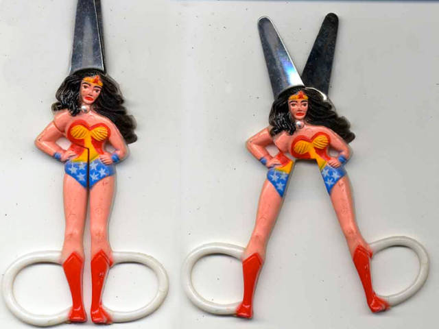 kids_toys_that_will_make_you_say_wtf_640_27