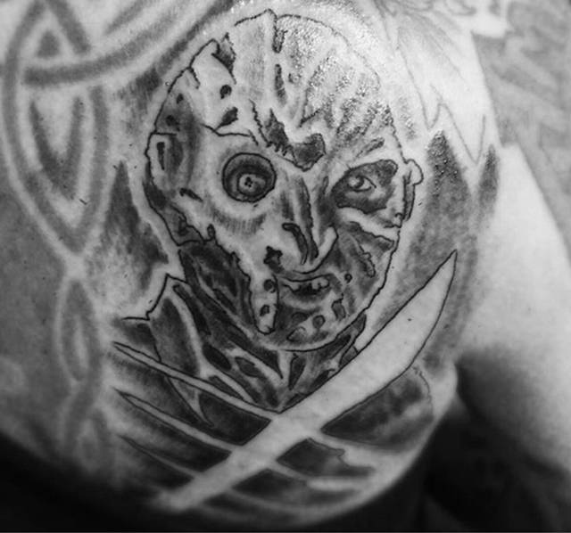 tattoo_fails_that_will_make_you_think_twice_about_getting_inked_640_33