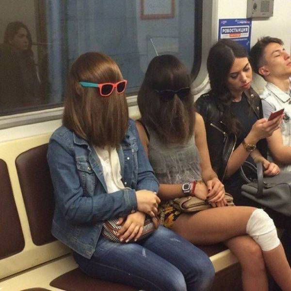 there_is_no_end_to_how_much_weirdness_happens_on_the_subway_640_11