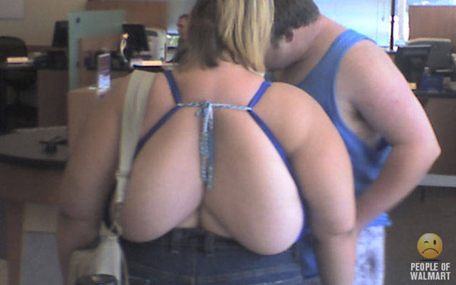 you_can_always_trust_walmart_to_bring_out_the_classier_side_of_people_640_32