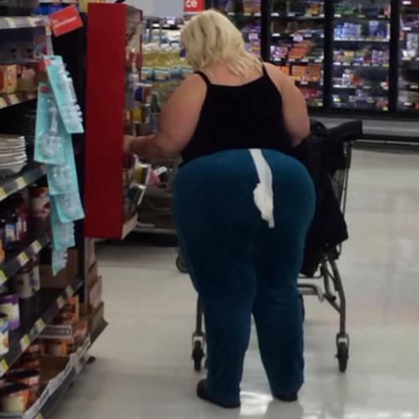 you_can_always_trust_walmart_to_bring_out_the_classier_side_of_people_640_34