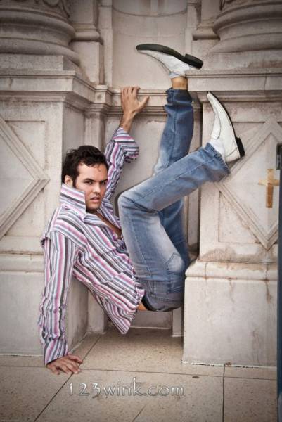 models_that_make_posing_look_really_hard_640_44