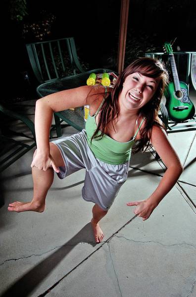 models_that_make_posing_look_really_hard_640_45
