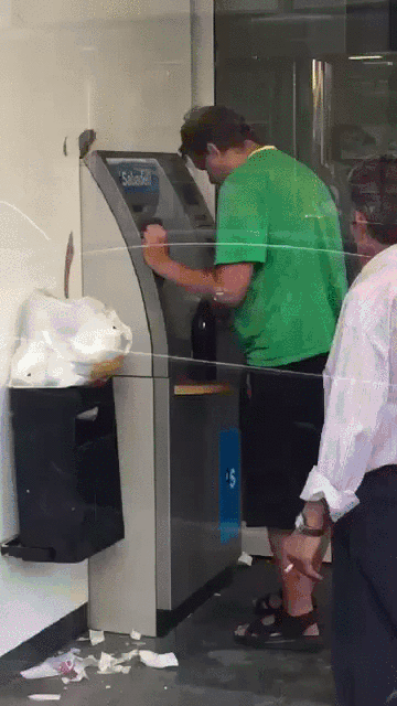the-internets-funniest-gifs-14
