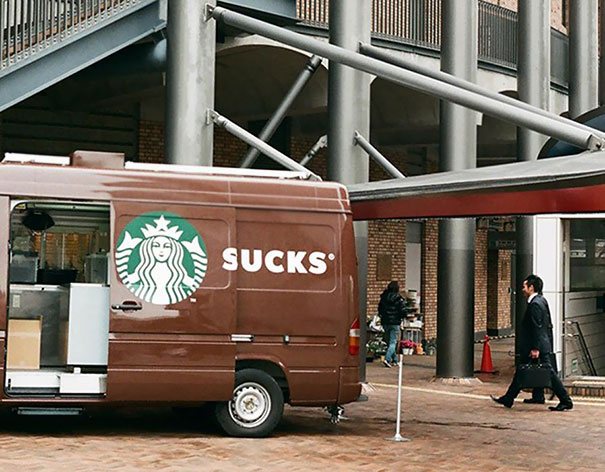 car-sliding-door-advertisement-fails-design-10-5a5c75bfe0526__605
