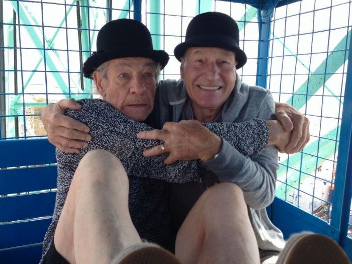 patrick-stewart-ian-mckellen-friendship-photos-25-5a5753cb74980__700