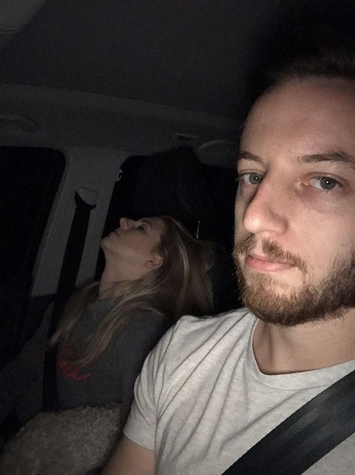road-trip-sleeping-wife-pictures-husband-mrmagoo21-11-5a434c9312c16__700