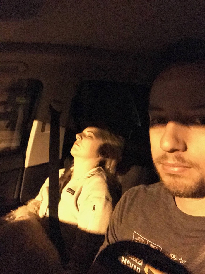 road-trip-sleeping-wife-pictures-husband-mrmagoo21-20-5a434ca765fbf__700