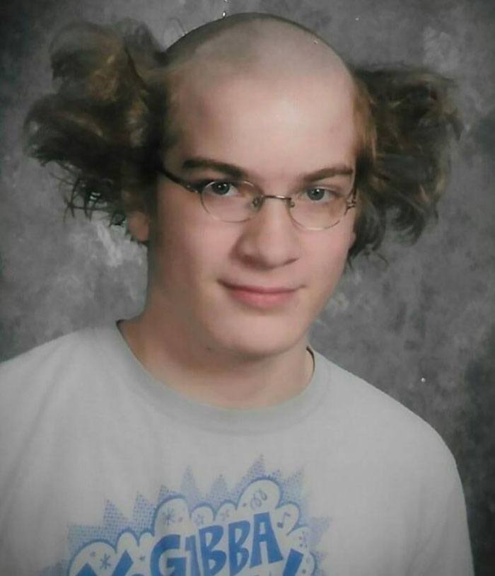 Funny-Embarrassing-Childhood-Youth-Pictures-7-5aafbeb64a8f3__700