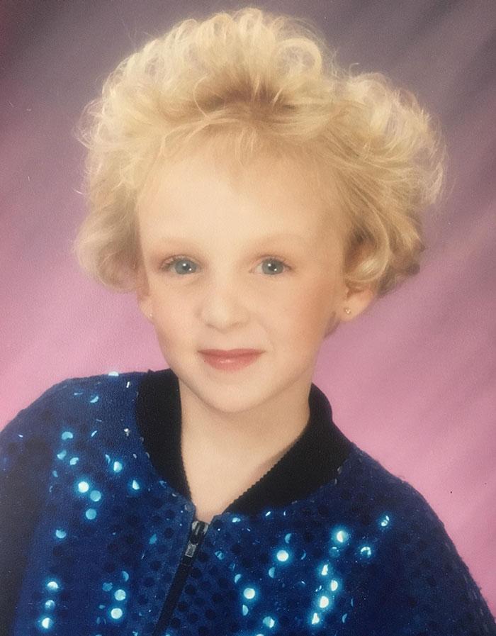 funny-embarrassing-childhood-youth-pictures-16-5ab00d1c4b414__700