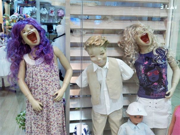 funny-mannequins-17-5ab3a6afc8e9a__605