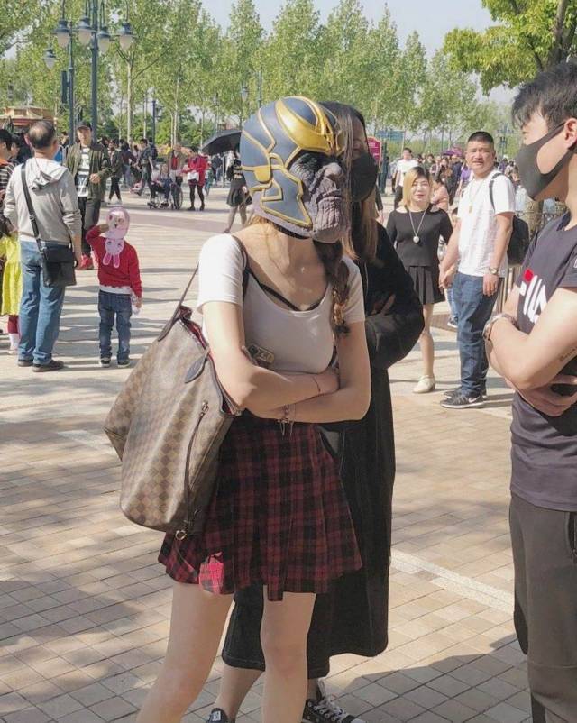 85636082