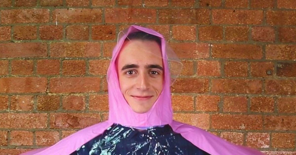 Zvláštna dáždniková bunda je už na predaj – kúpiť si ju nebudeš chcieť