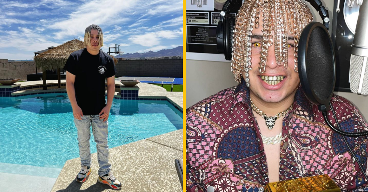 Rapper Dan Sur si nechal do hlavy implantovať zlaté retiazky.