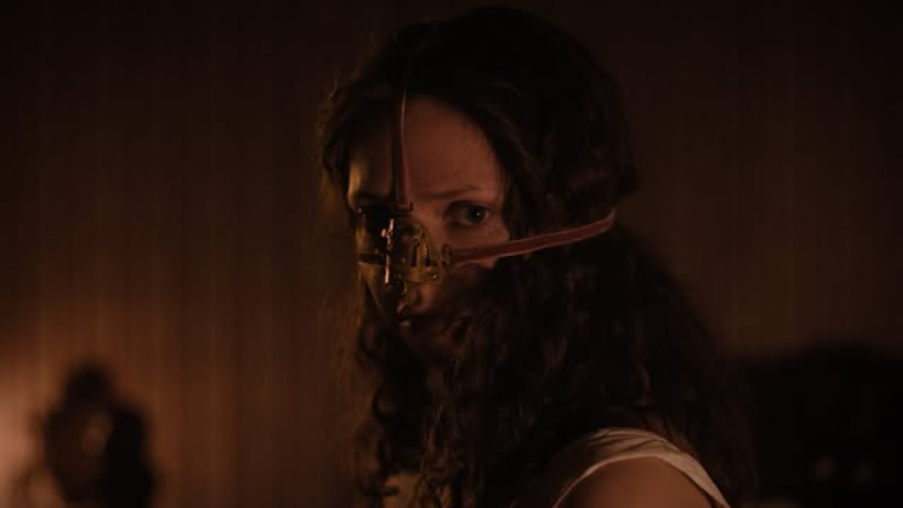 Takto by vyzerala hororová Popoluška, ak by sa sfilmovala podľa bratov Grimmovcov – „Ugly Stepsister“