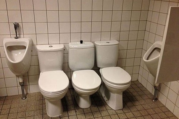 Toalety bez súkromia