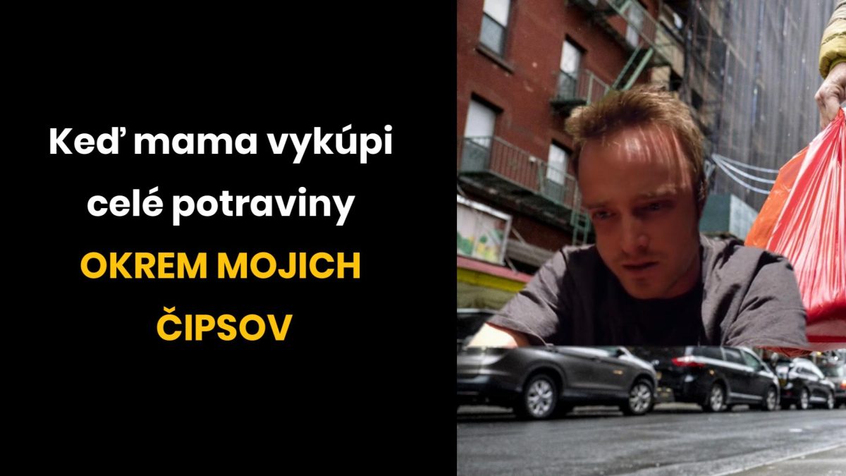 Muž smutne pozerajúci na ulici, nápis: Keď mama vykúpi potraviny okrem mojich čipsov.