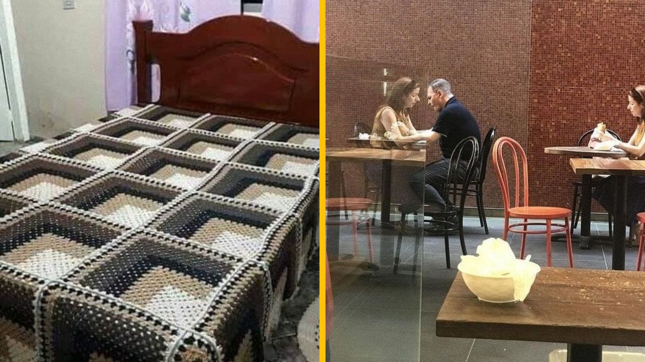 Posteľ s komplikovaným vzorom deky vedľa kaviarne s ľuďmi pri stoloch.